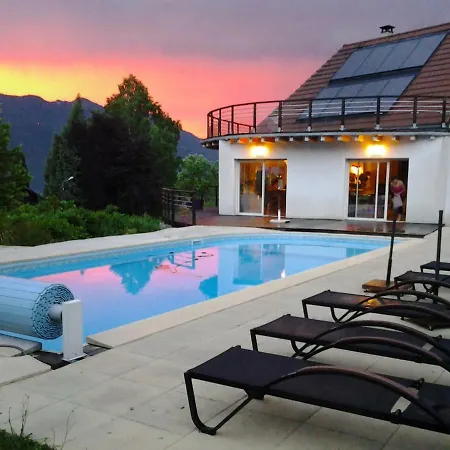 Le Cassiopee 住宿加早餐酒店 3*